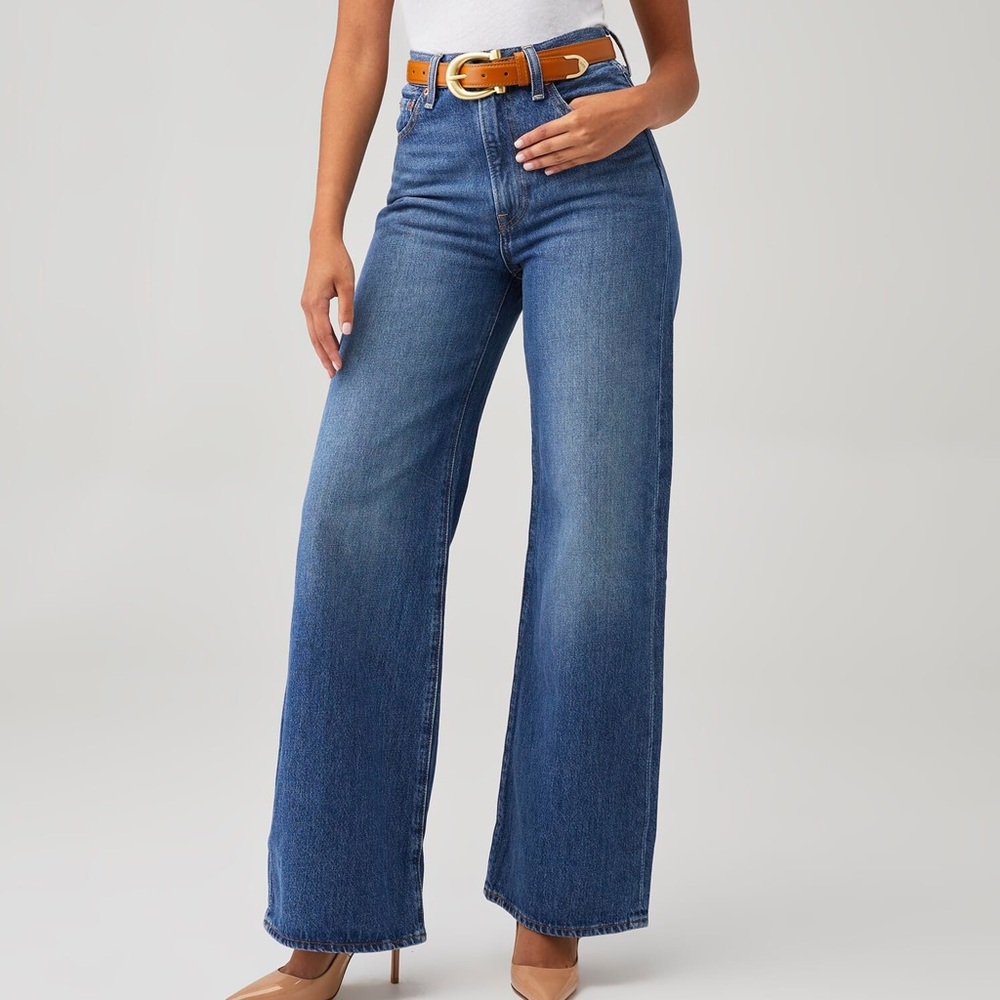Free People Levi’s Ribcage Wide Leg Jean